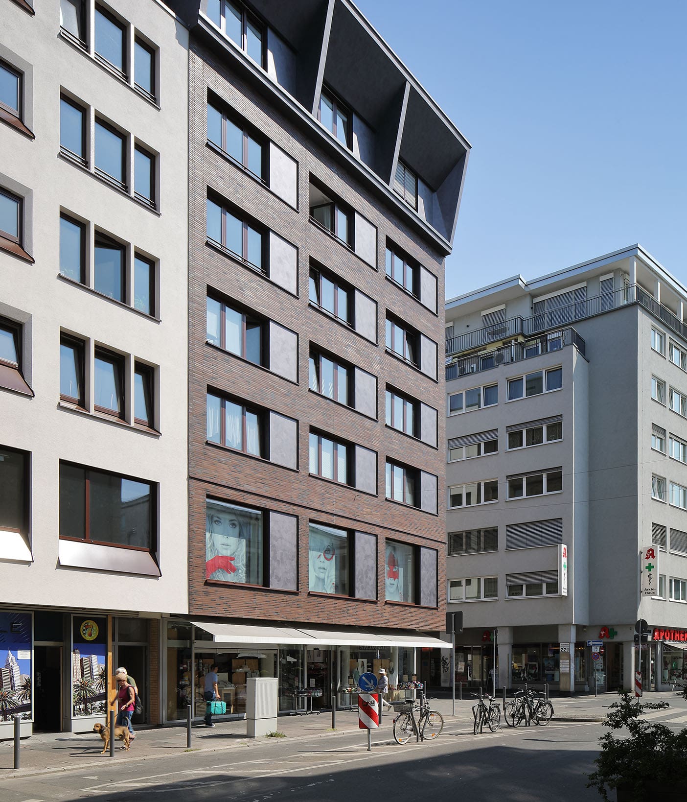 Stroeher Klinkerriemchen Riegel 50 Braunblau Langformat Referenzen Toengesgasse Frankfurt 02